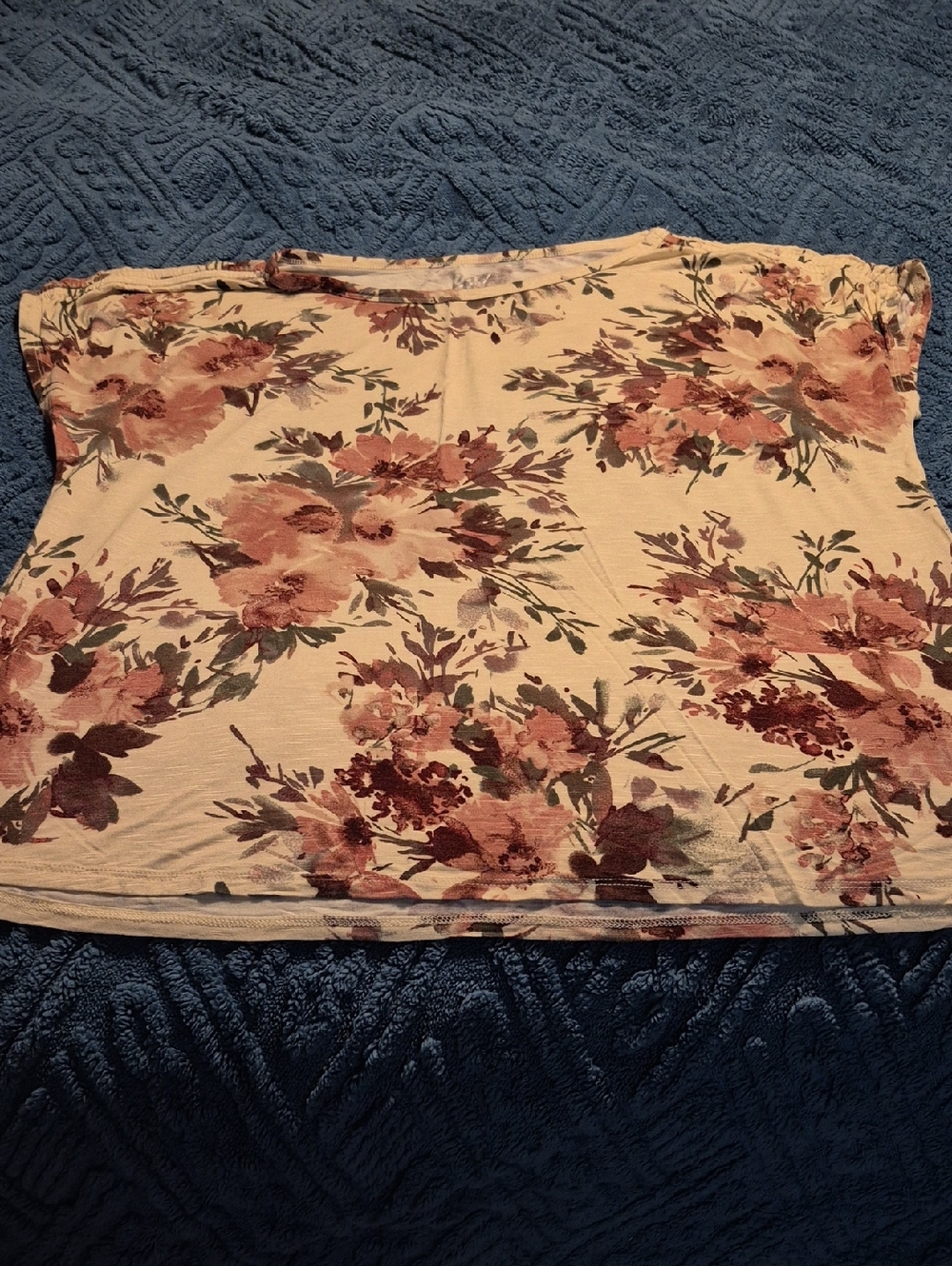 Maurice's 24/7 Short Sleeved Top Sz XL EUC